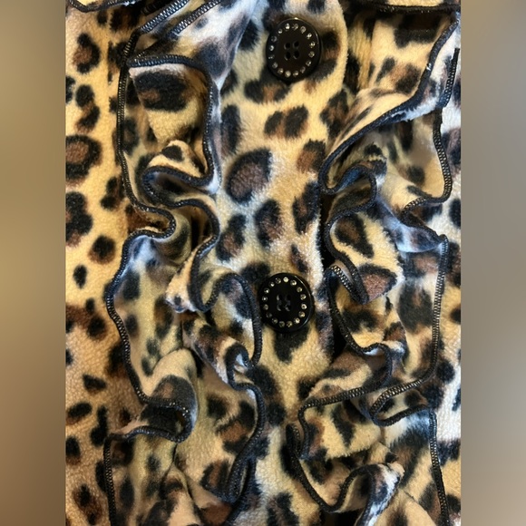 Mack & Co Girls Leopard Print Coat size 4T Swing Ruffles Button Closure - Picture 3 of 4